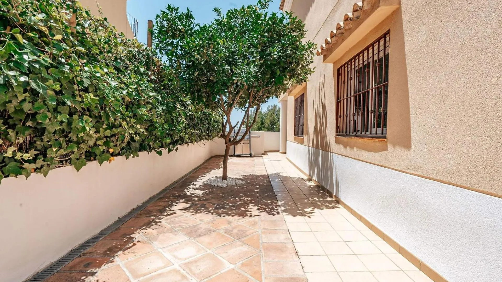 New Renovated Townhouse With Sea View And Jacuzzi Villa Malaga Holiday home